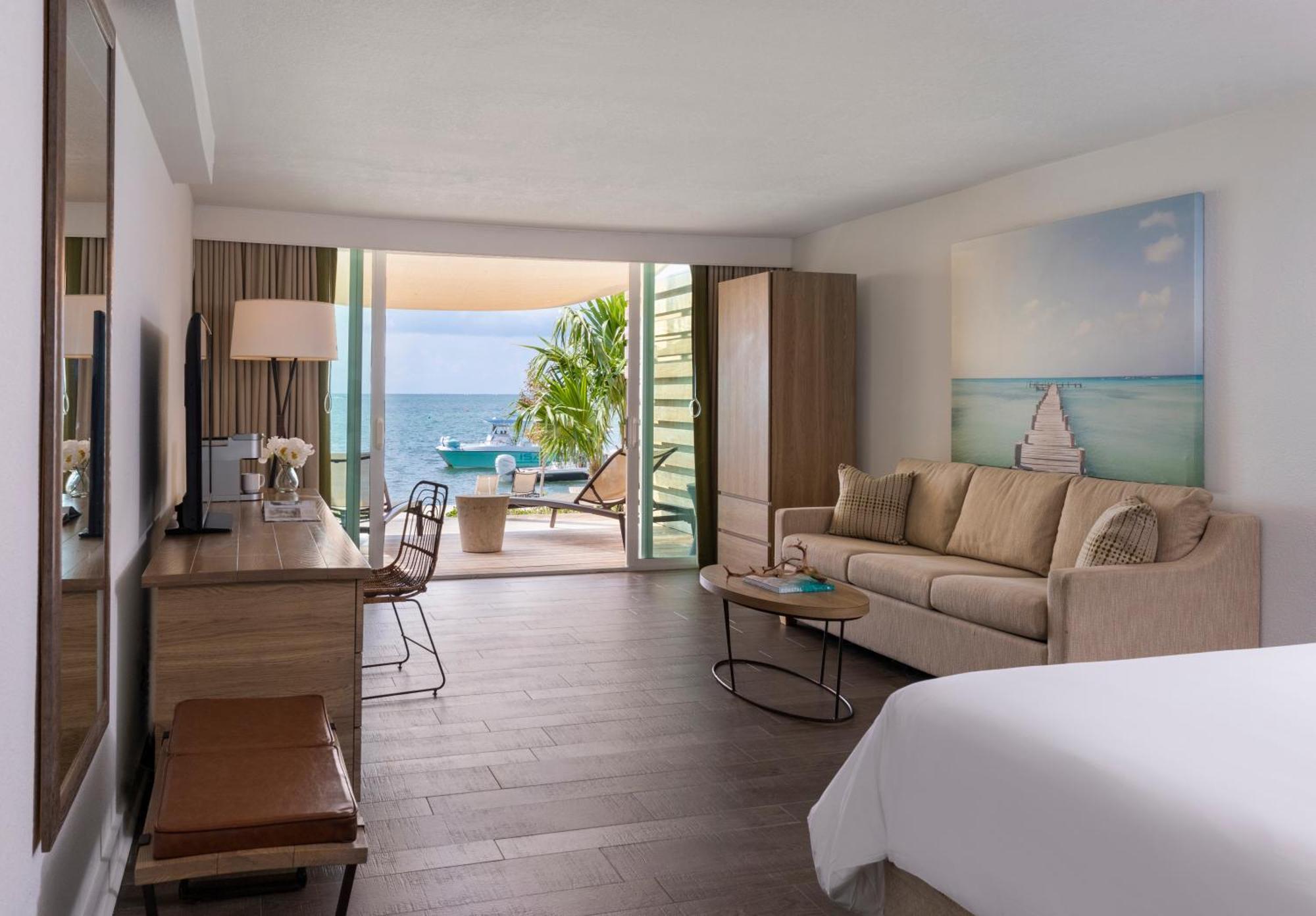 Kamer met Kingsize Bed en Uitzicht op Zee