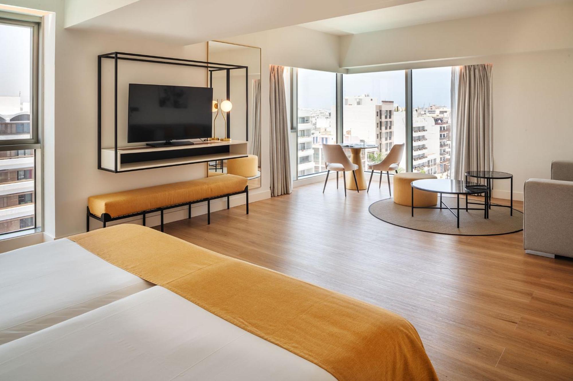 Suite with City View