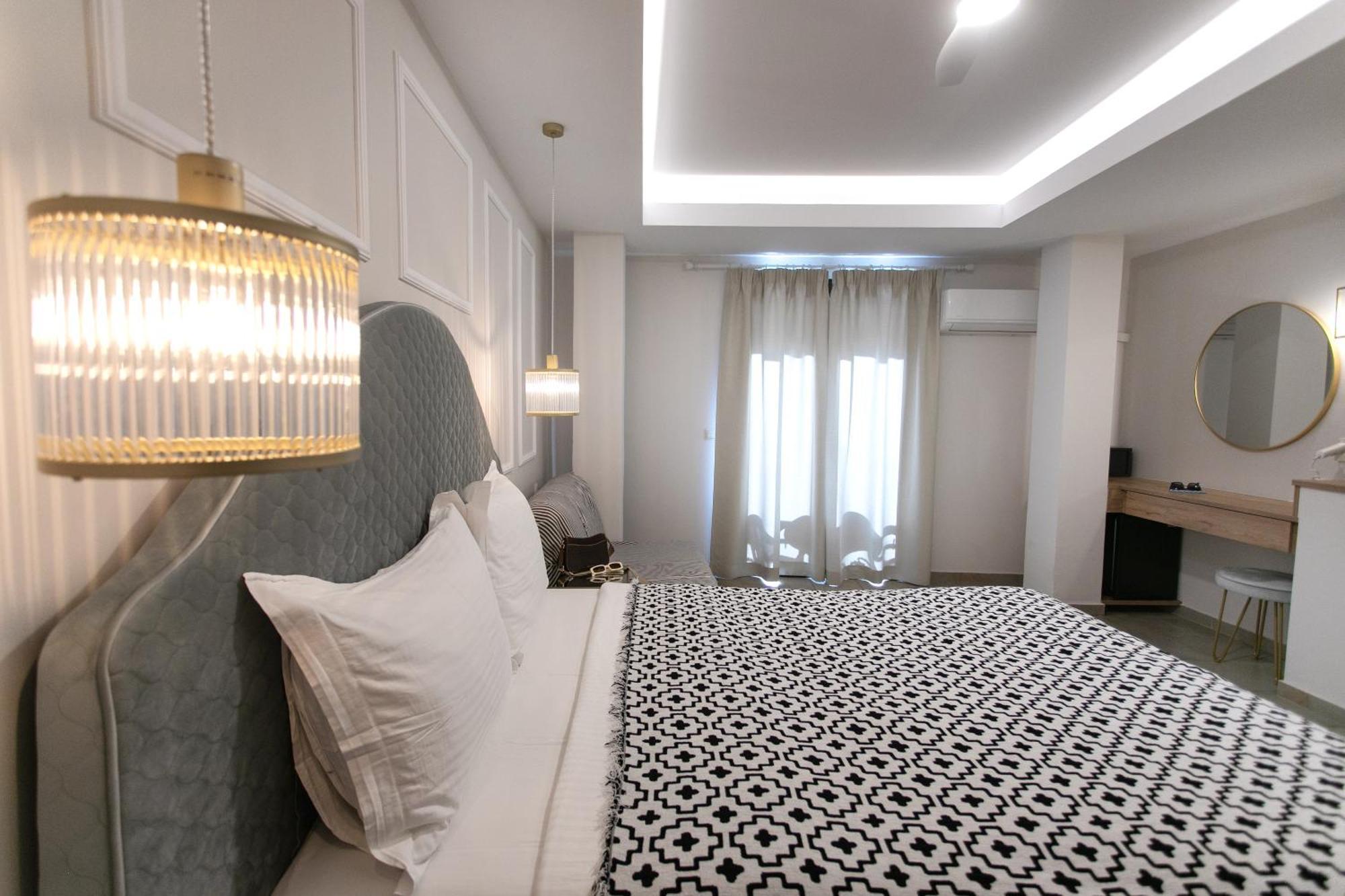 Superior Double Room,1565560876:JPEG