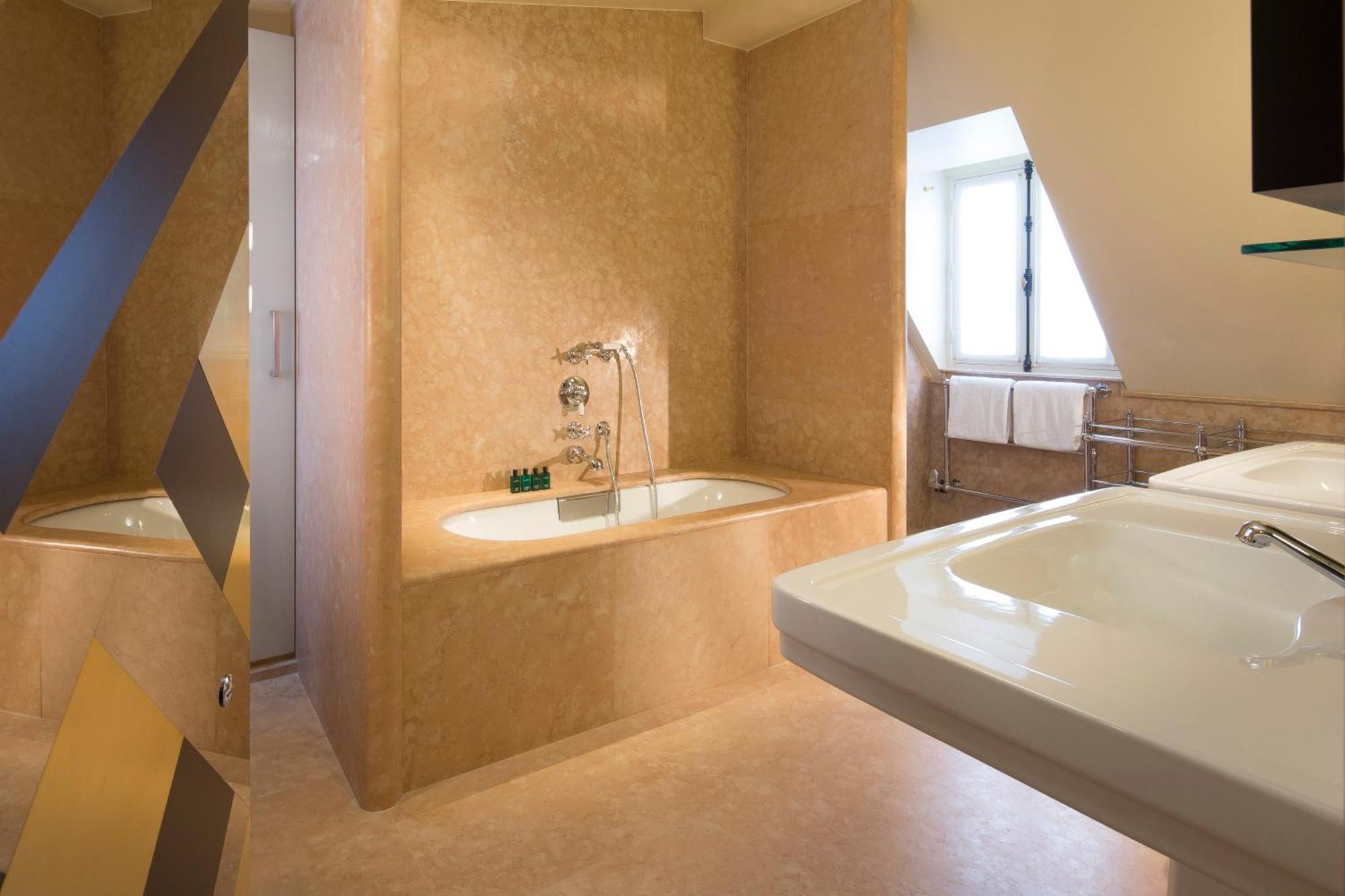 Suite Swimming Pool or Hammam Access upon reservation