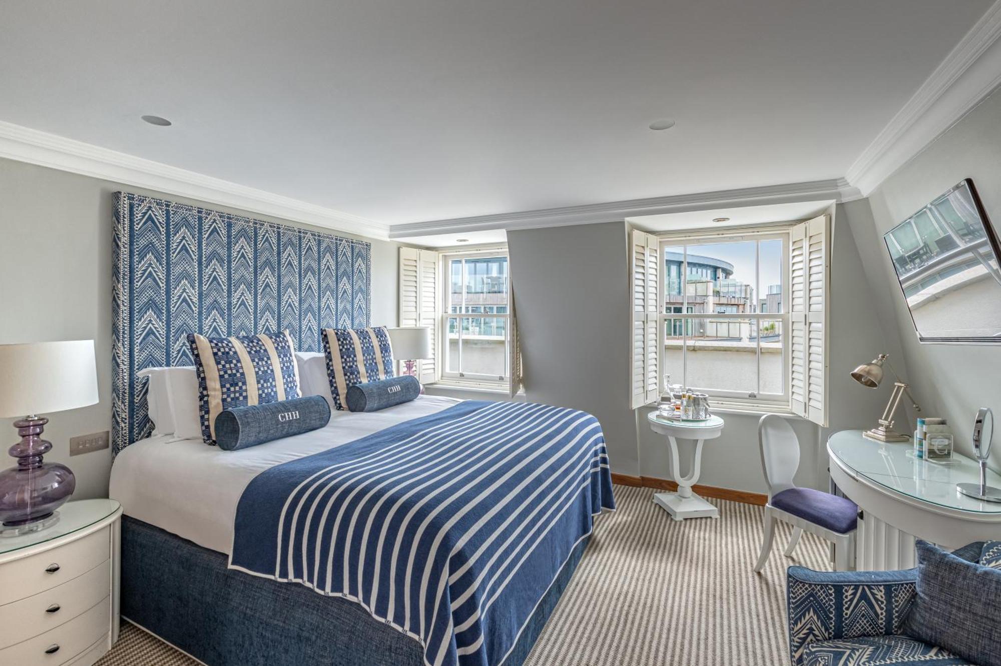 Chambre Double - Vue Partielle sur Mer.