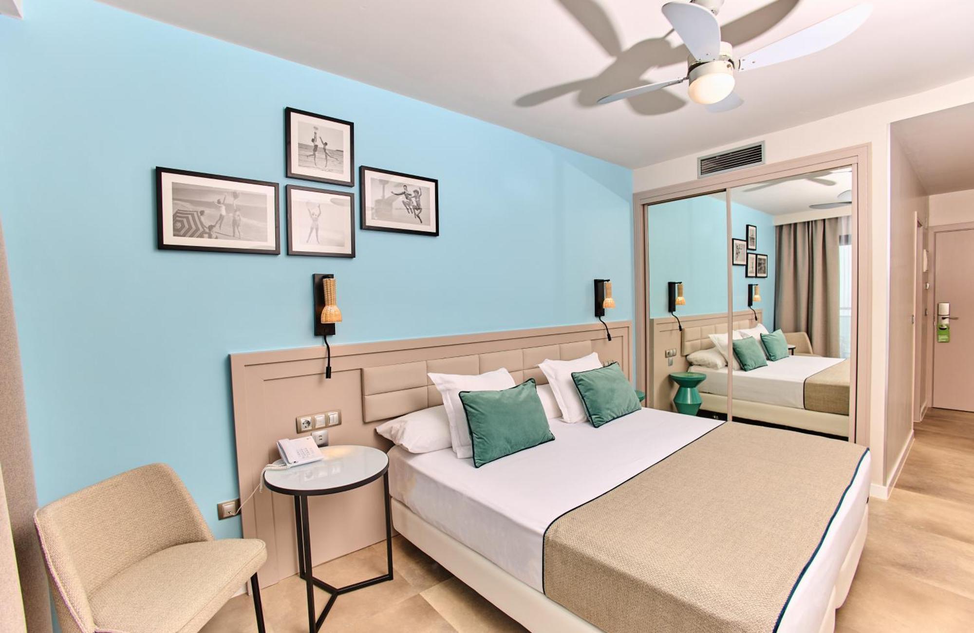 Deluxe Twin Sea View