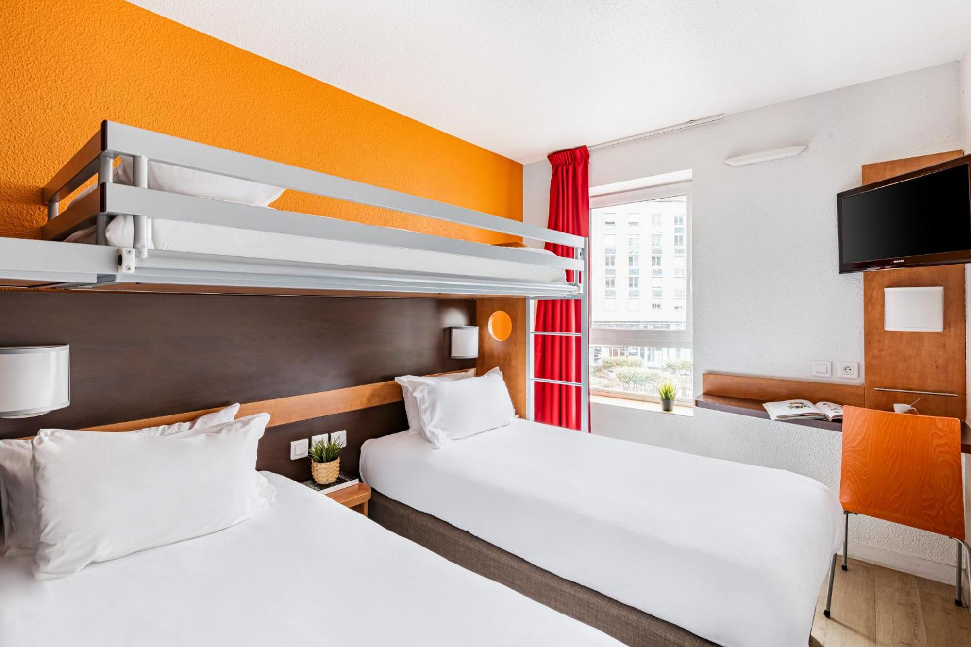 2 side-by-side Triple Rooms,1590337885:JPEG