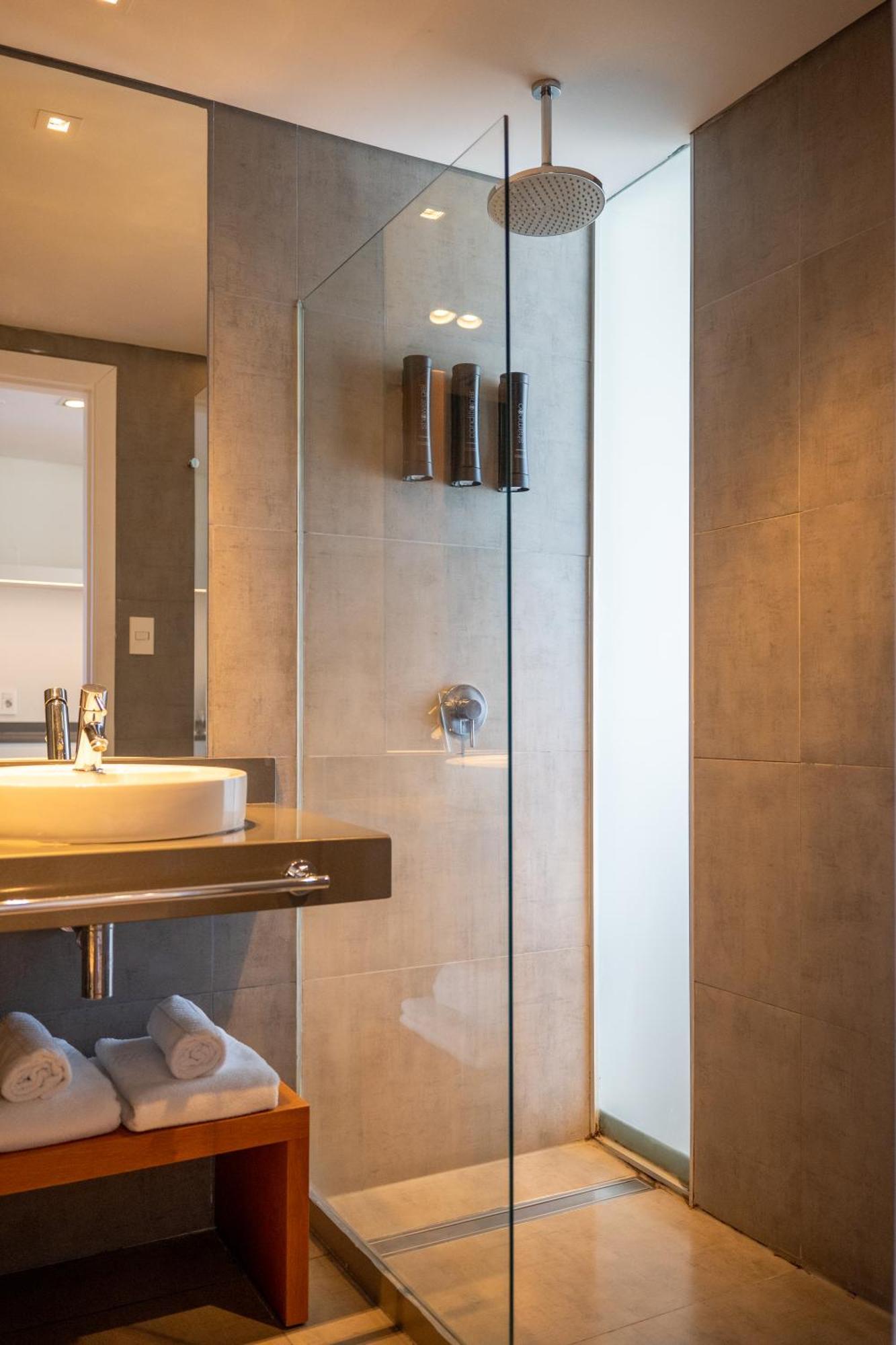 Deluxe Family Suite,1590379381:JPEG