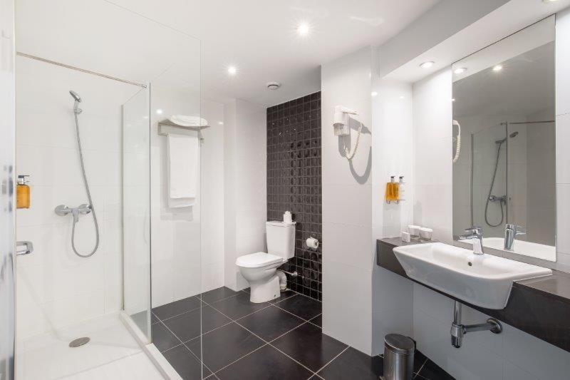 Suite with City View