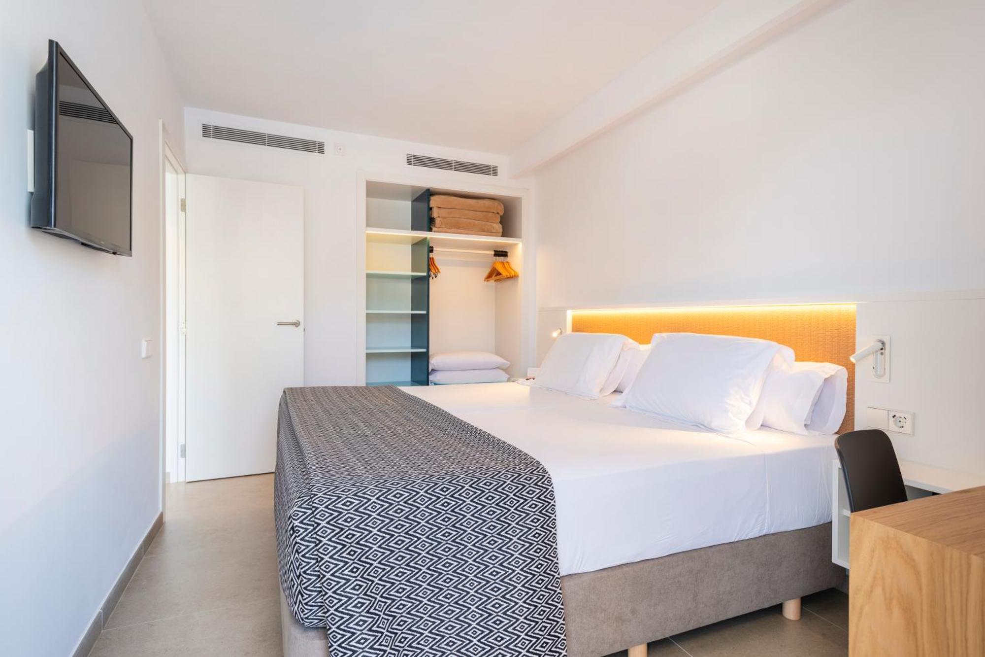Apartamento Superior con vistas a la piscina