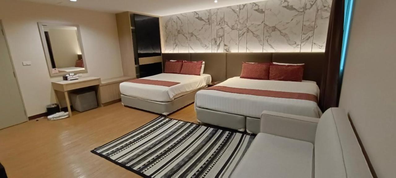 Family Suite,1604156671:JPEG