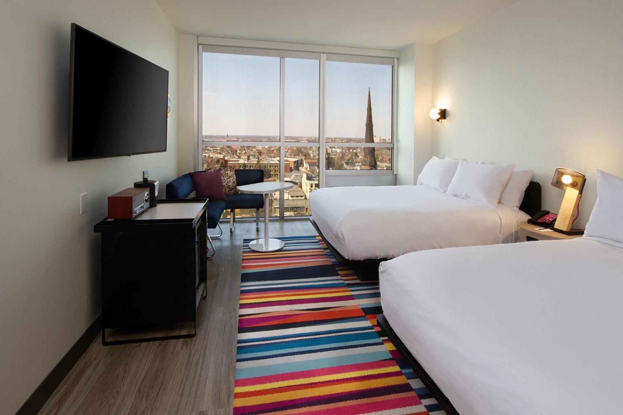 Aloft, Guest room, 2 Double