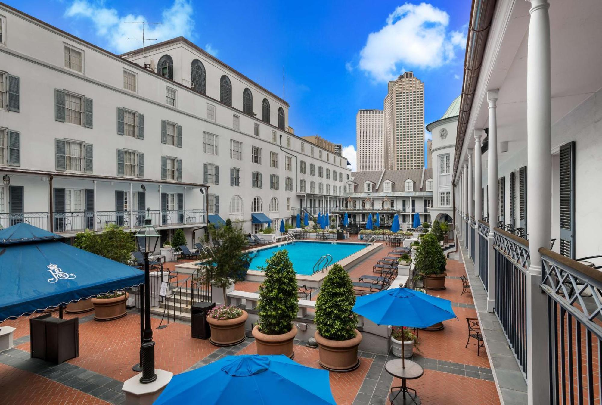 King Interior Furnished Balcony