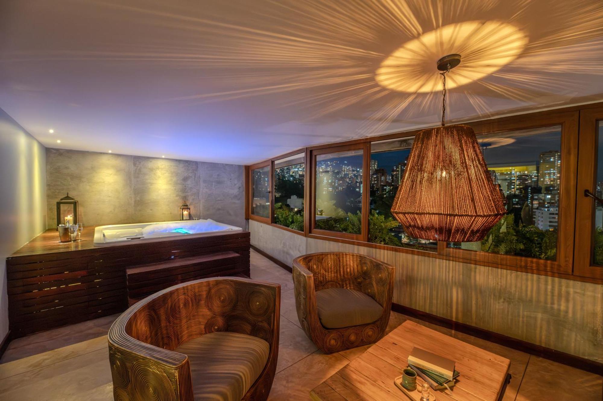 Premier Suite