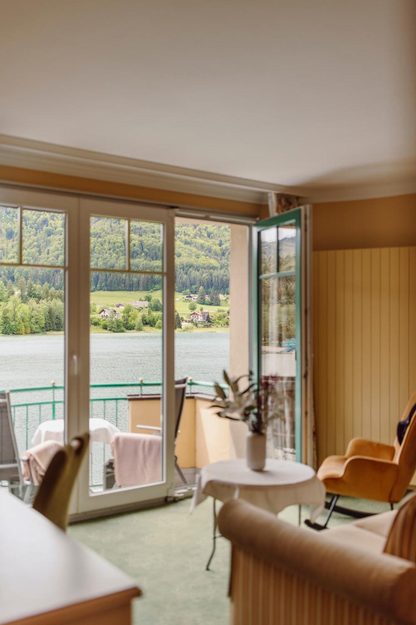 Superior Double or Twin Room Lake View