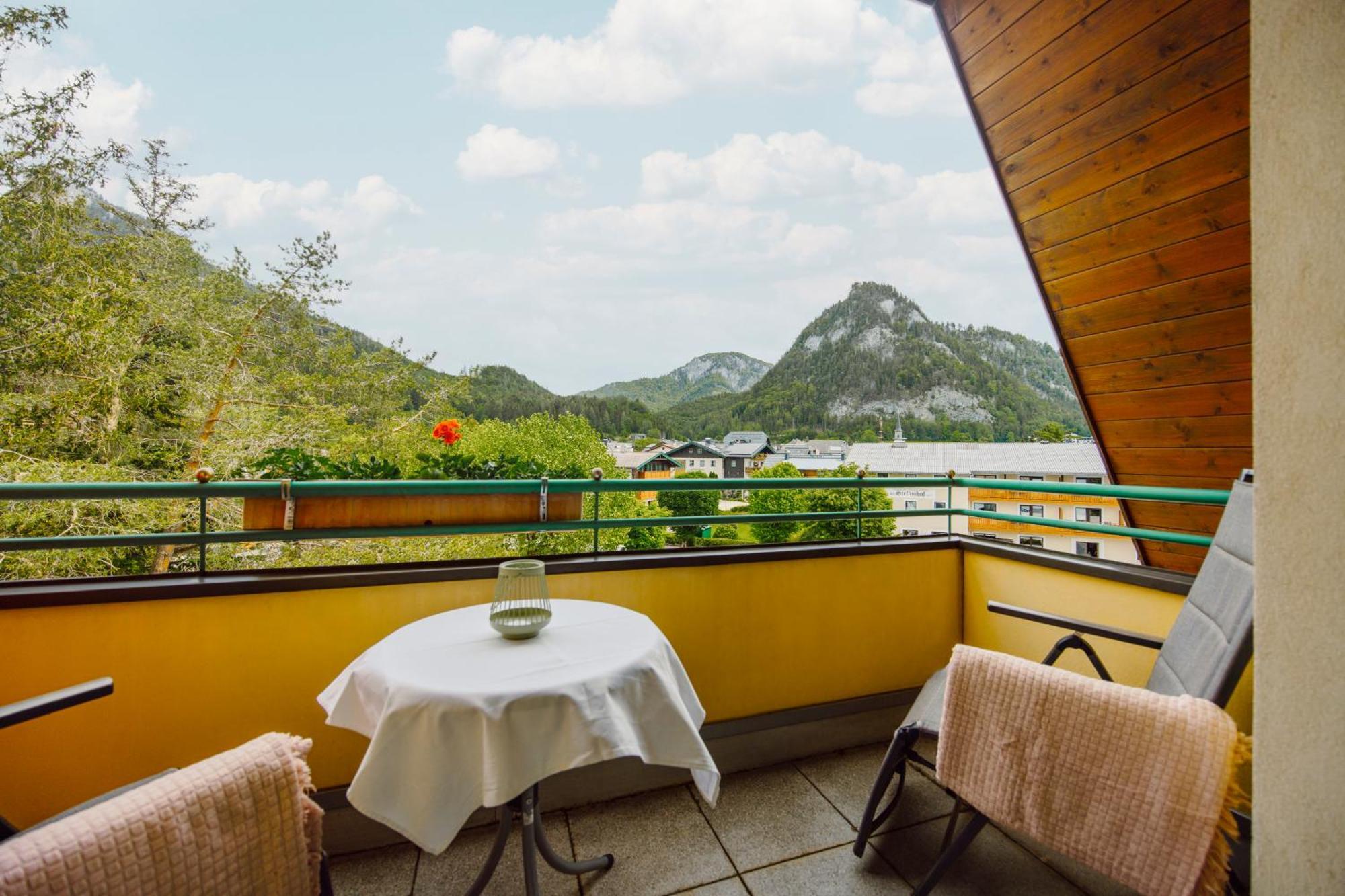 Double Room Mountain View