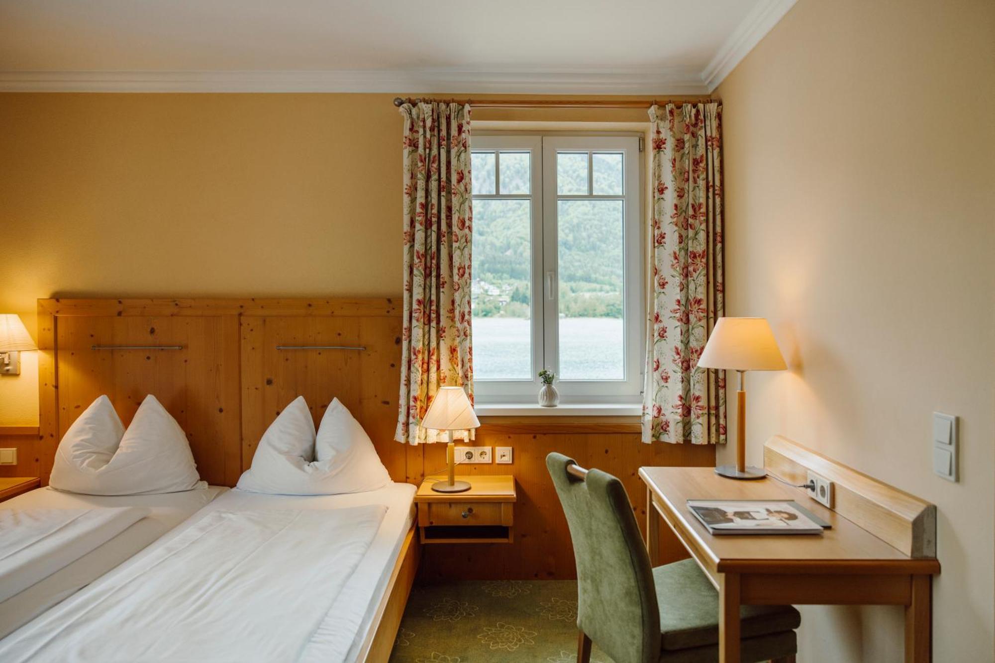Double Room Lake View