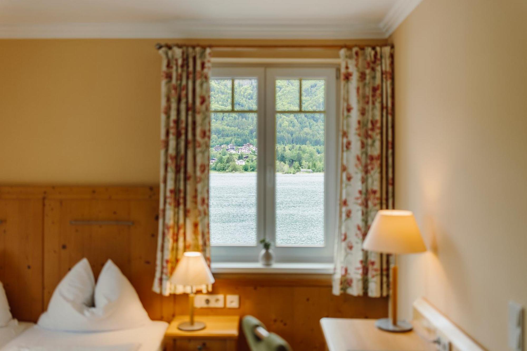 Double Room Lake View