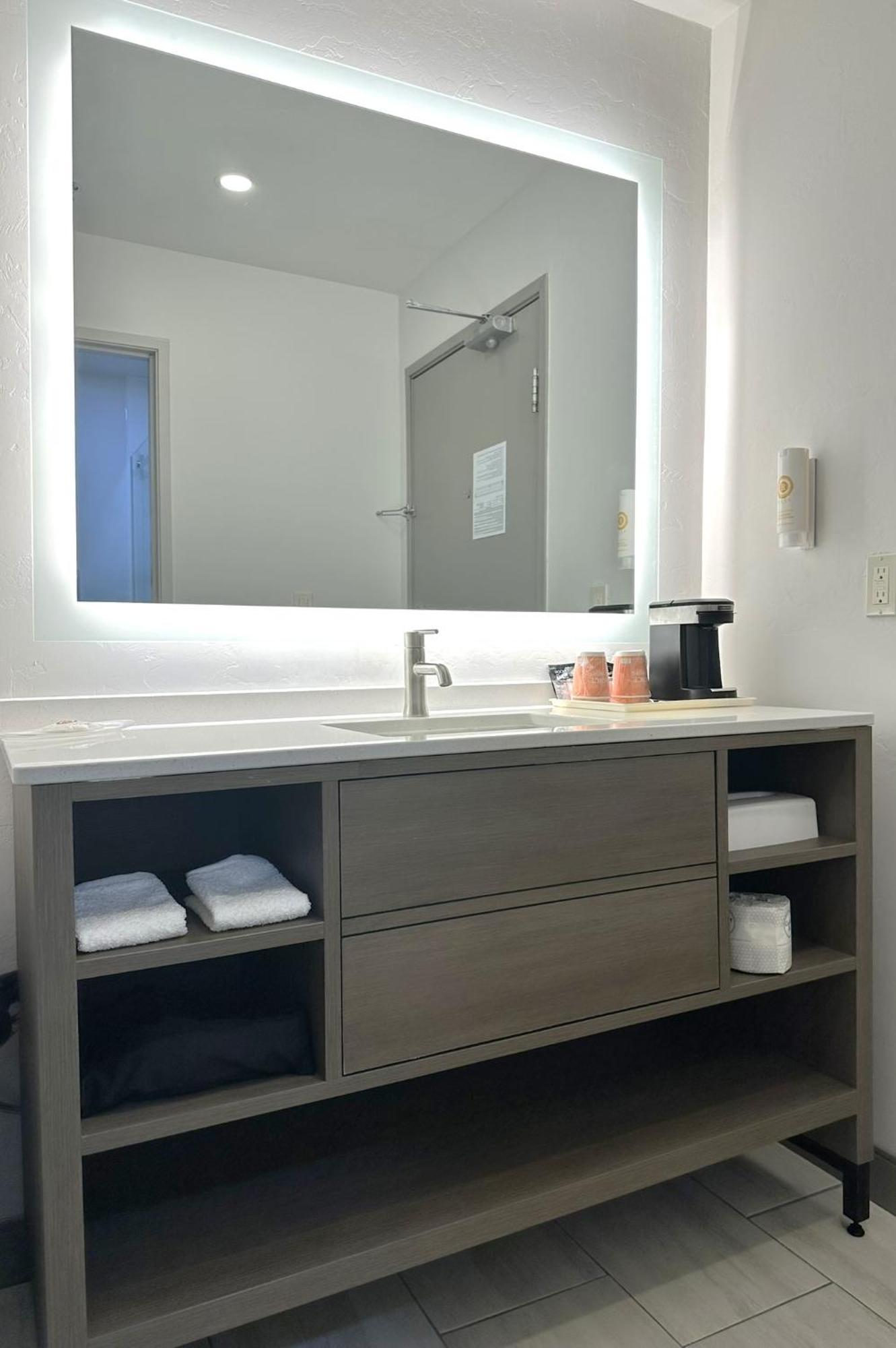 Suite con cama extragrande - No fumadores