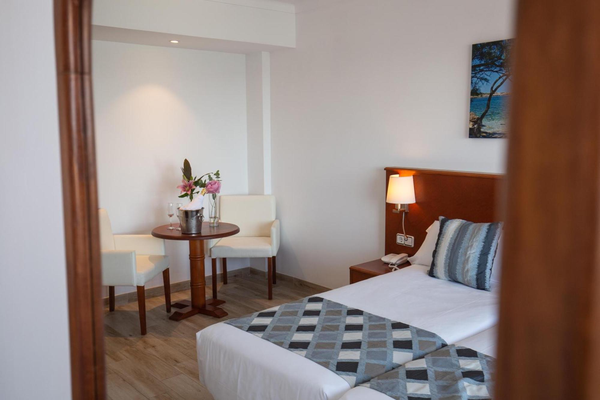 Chambre Double ou Lits Jumeaux Supérieure - Vue sur Mer
