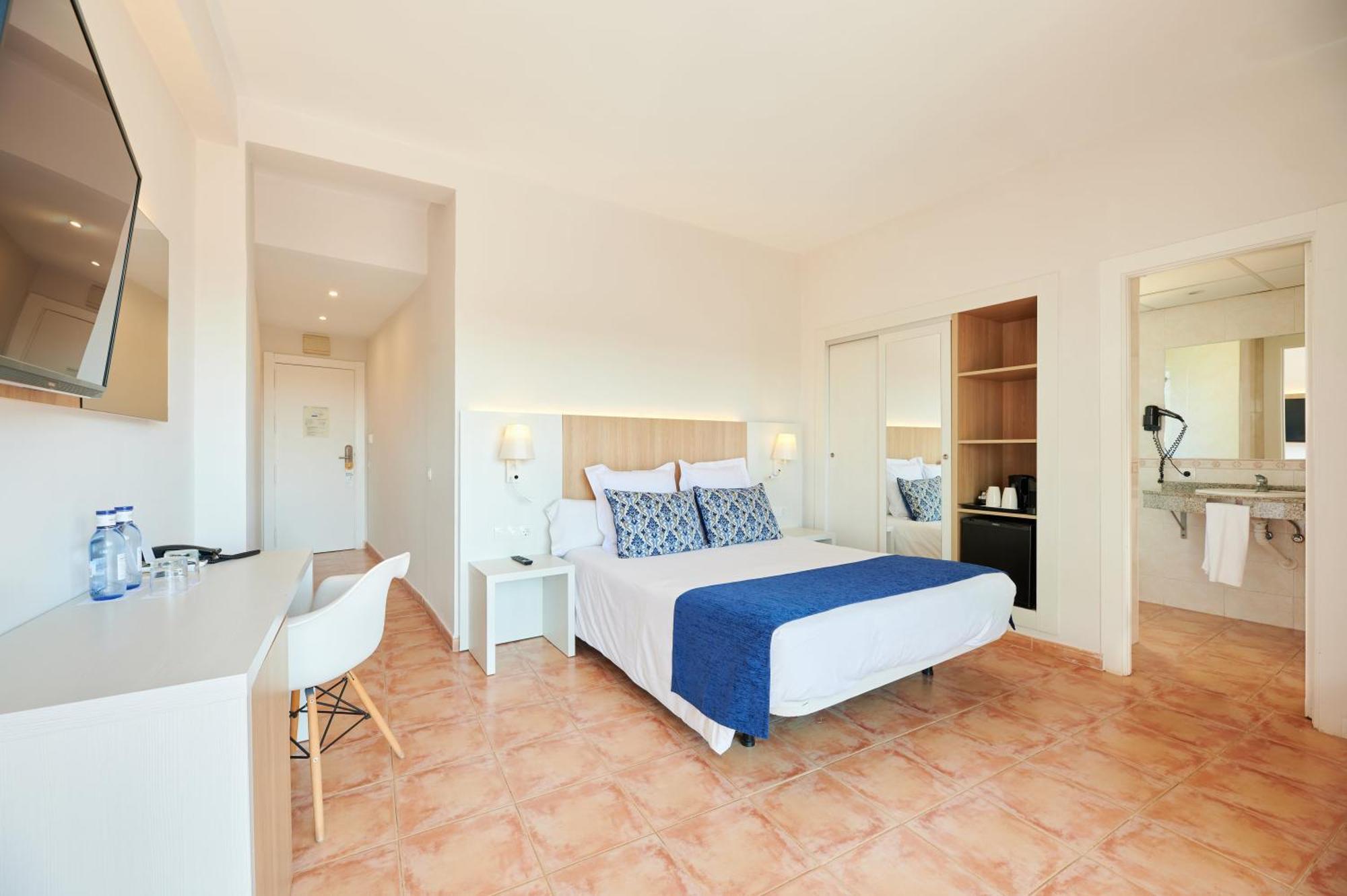 Quarto Duplo