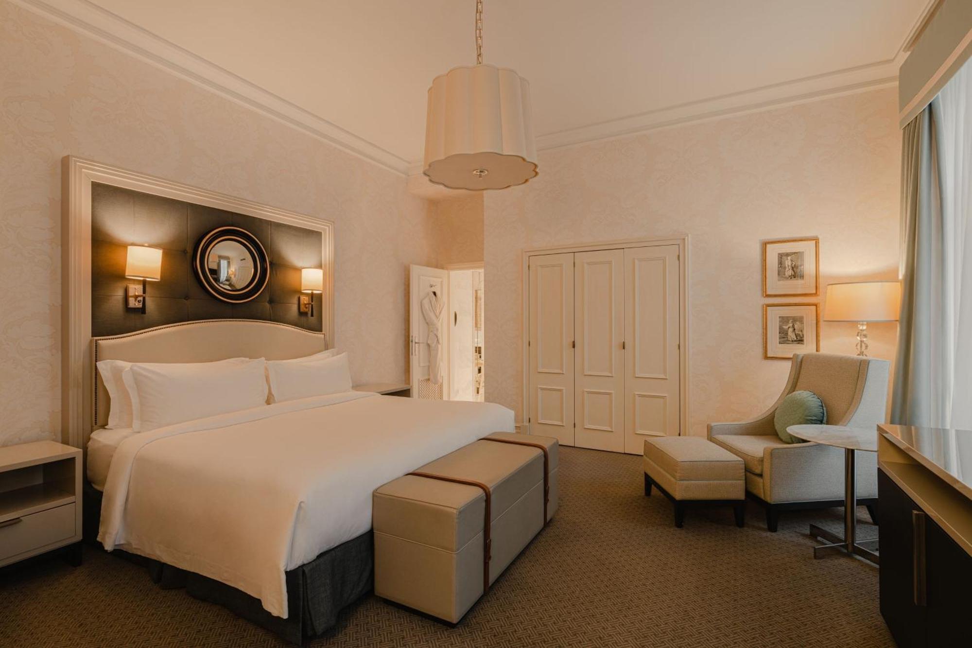 Bristol Suite, 1 Bedroom Suite, 1 King,1615380026:JPEG