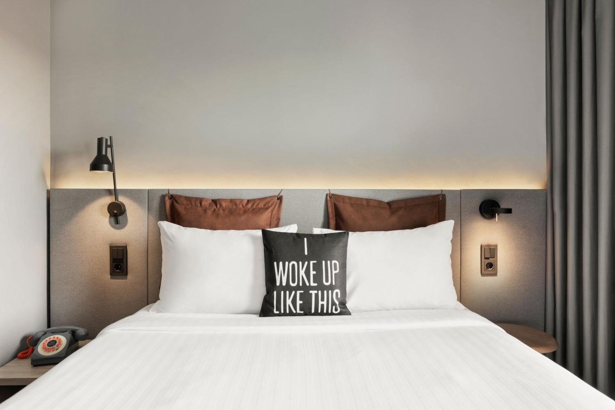 Moxy Double Room with Sofa Bed and Balcony