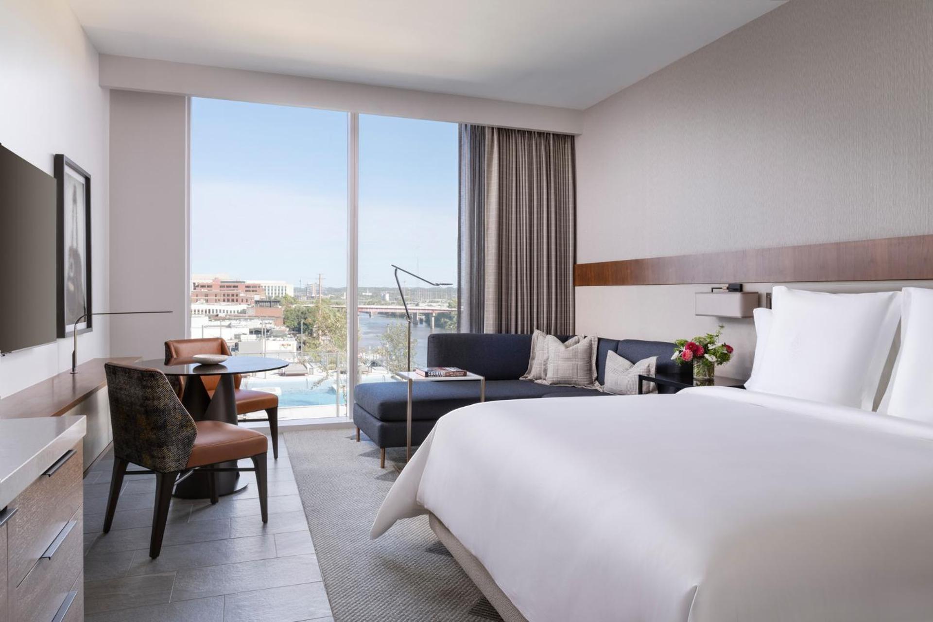 Habitación Doble con vistas al río - Cama extragrande