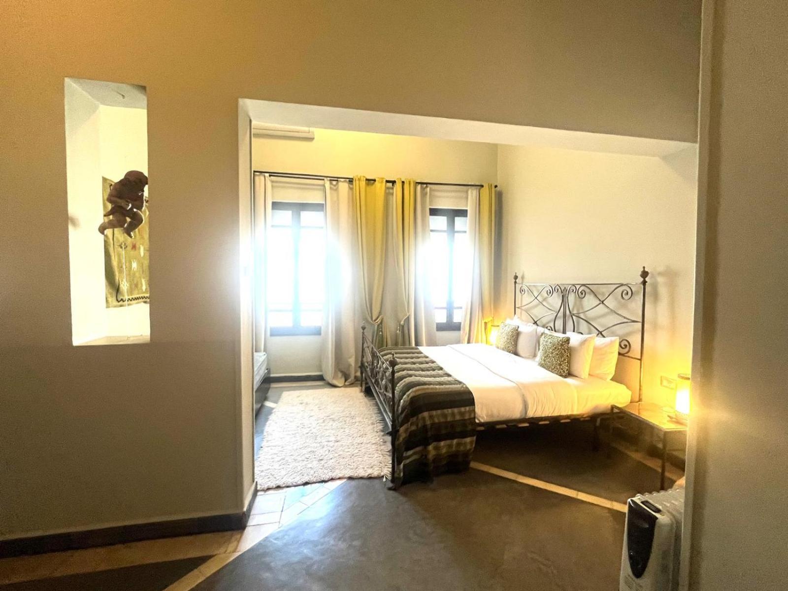 Deluxe Suite