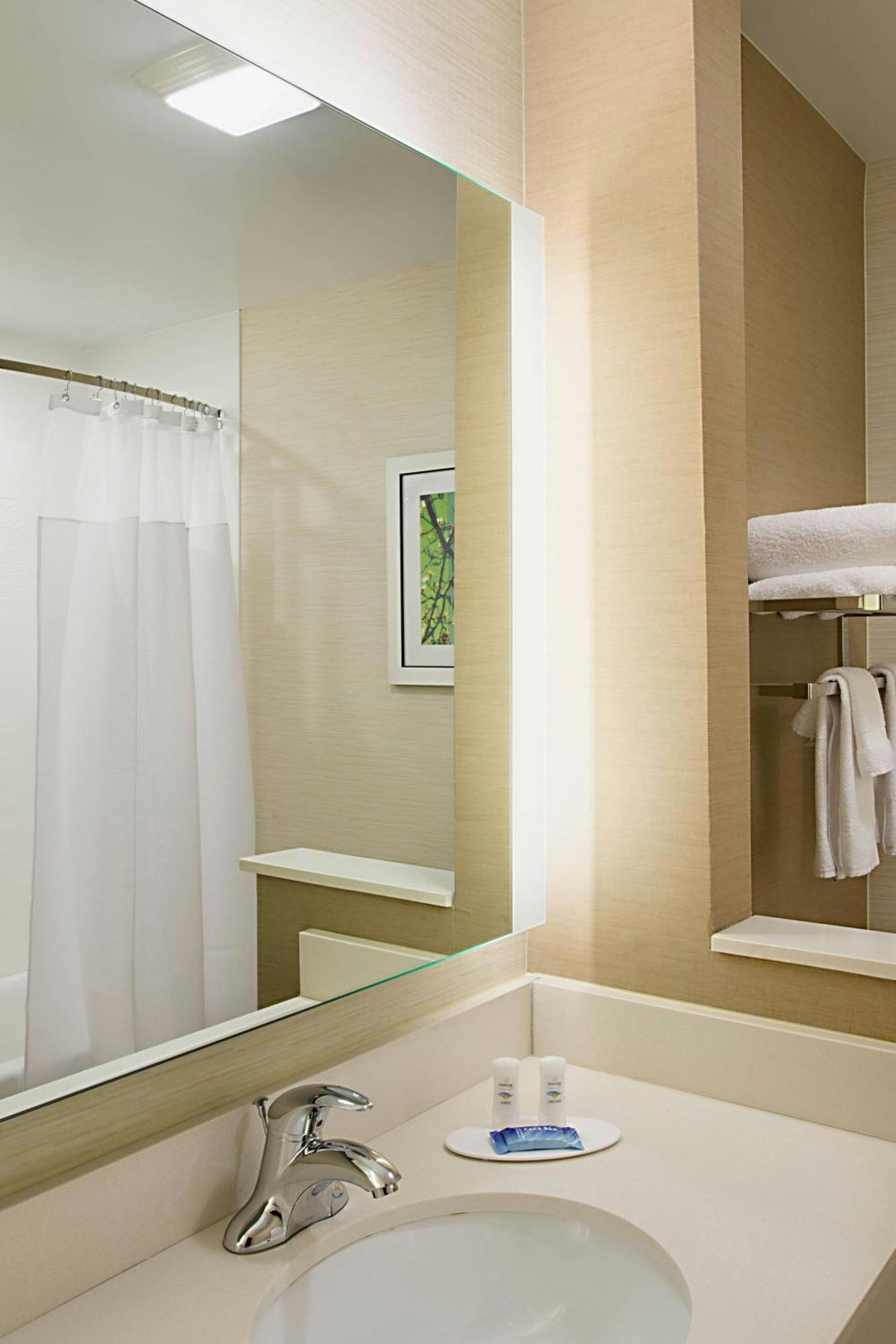Chambre avec 2 Grands Lits Queen-Size