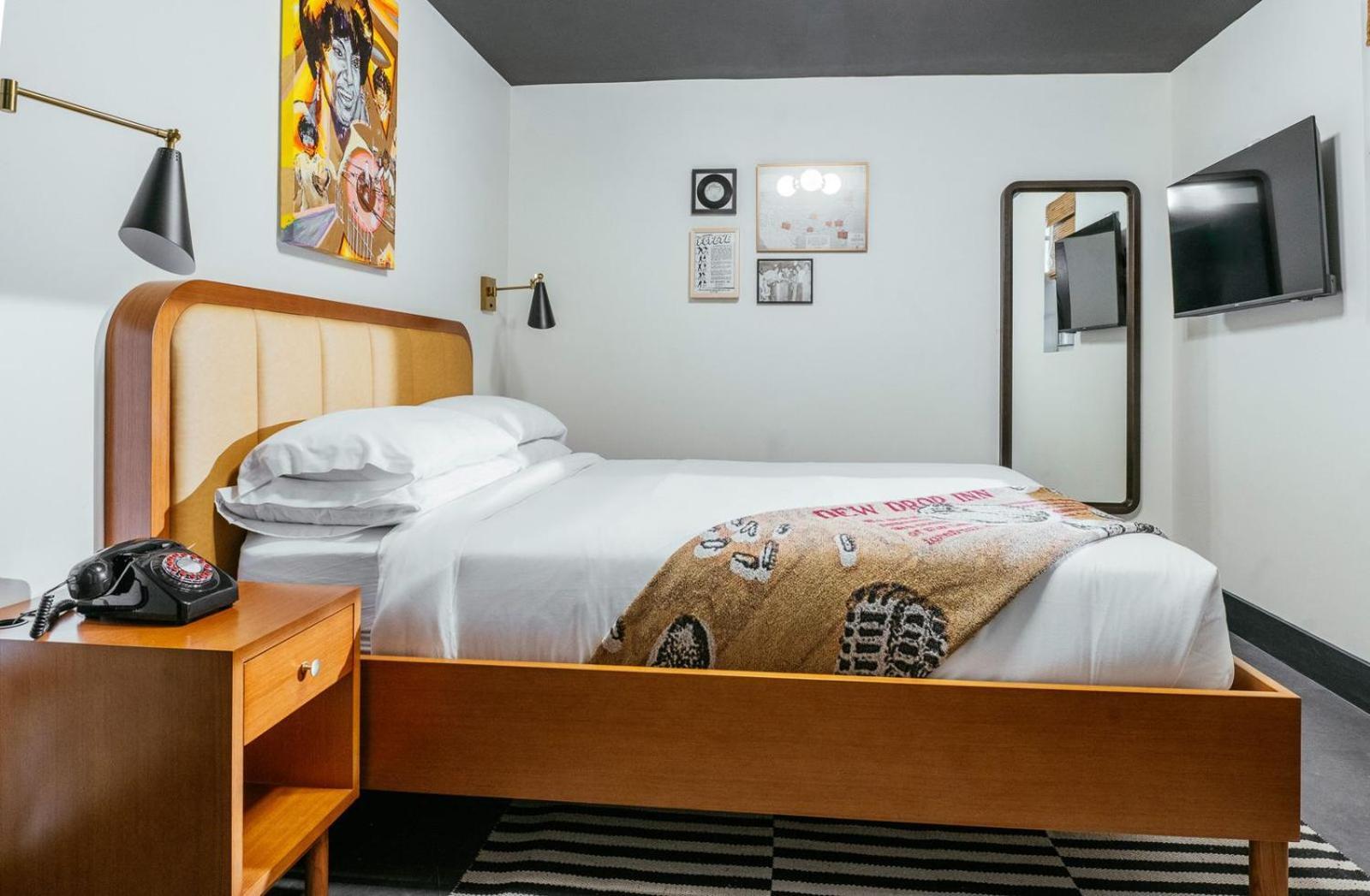 Gerri Hall Room