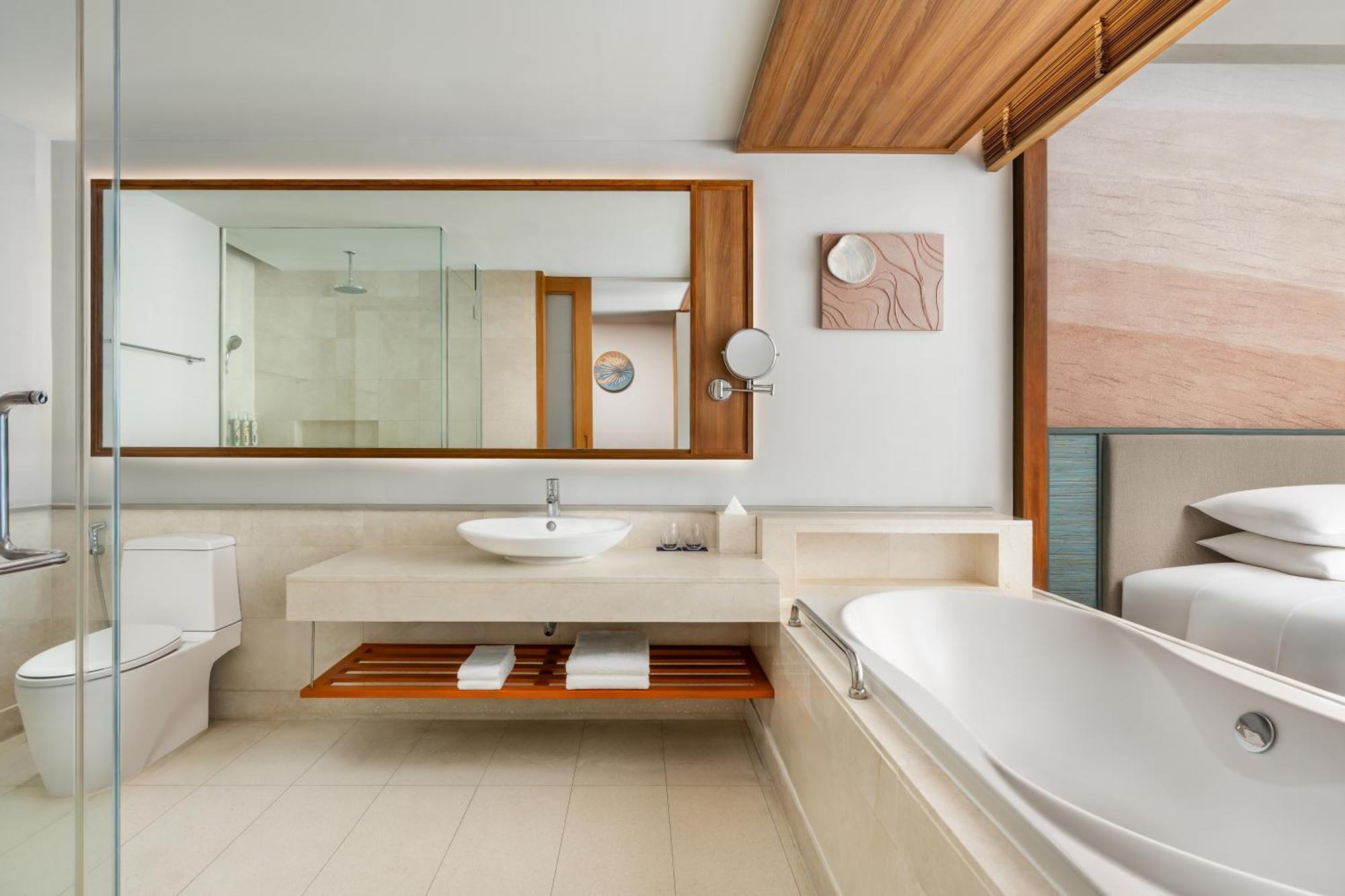 Deluxe Lagoon View Double, Guest room, 2 Double, Lagoon view (Newly Renovated)
