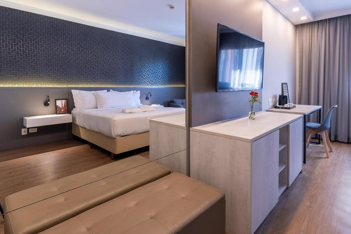 Premium Double Room 1 Queen Bed