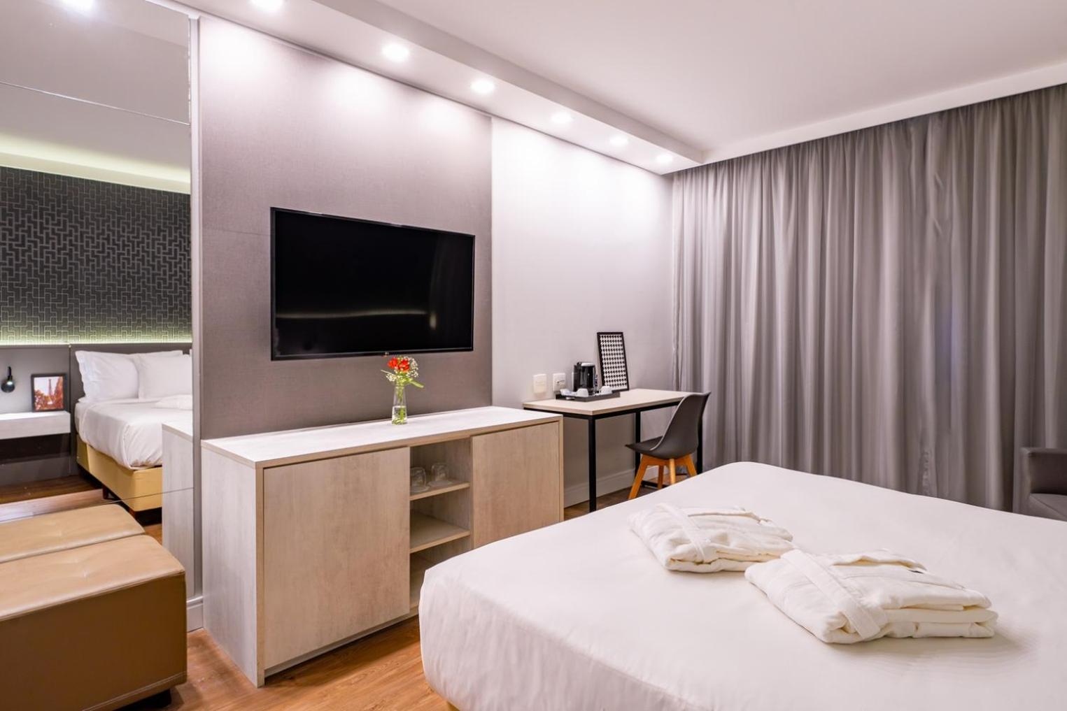 Premium Double Room 1 Queen Bed