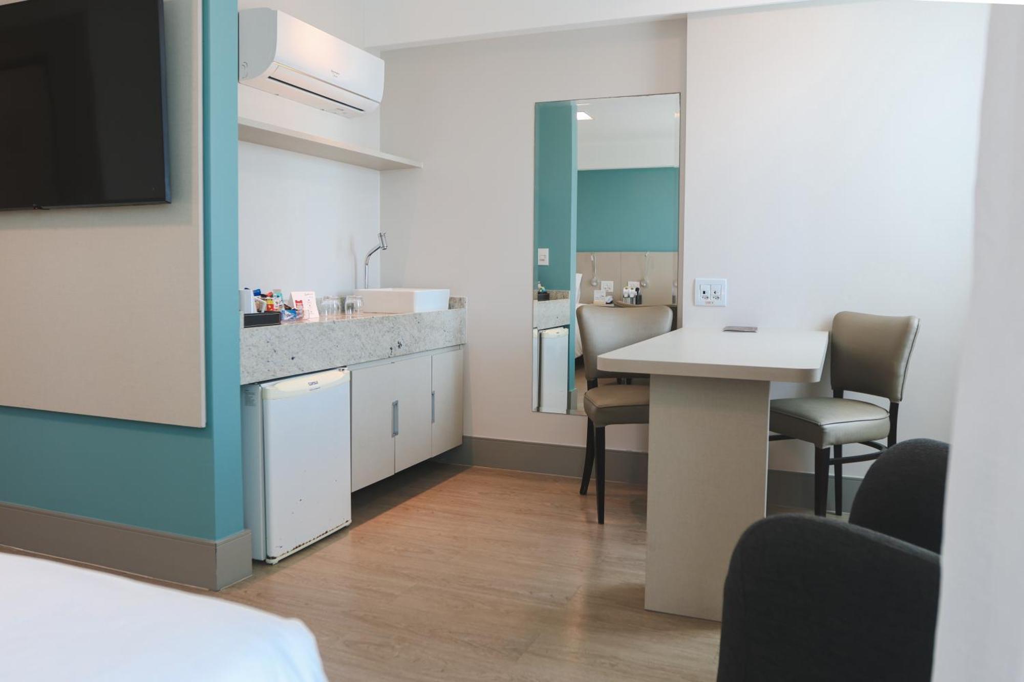 Twin Superior Suite Disability Access