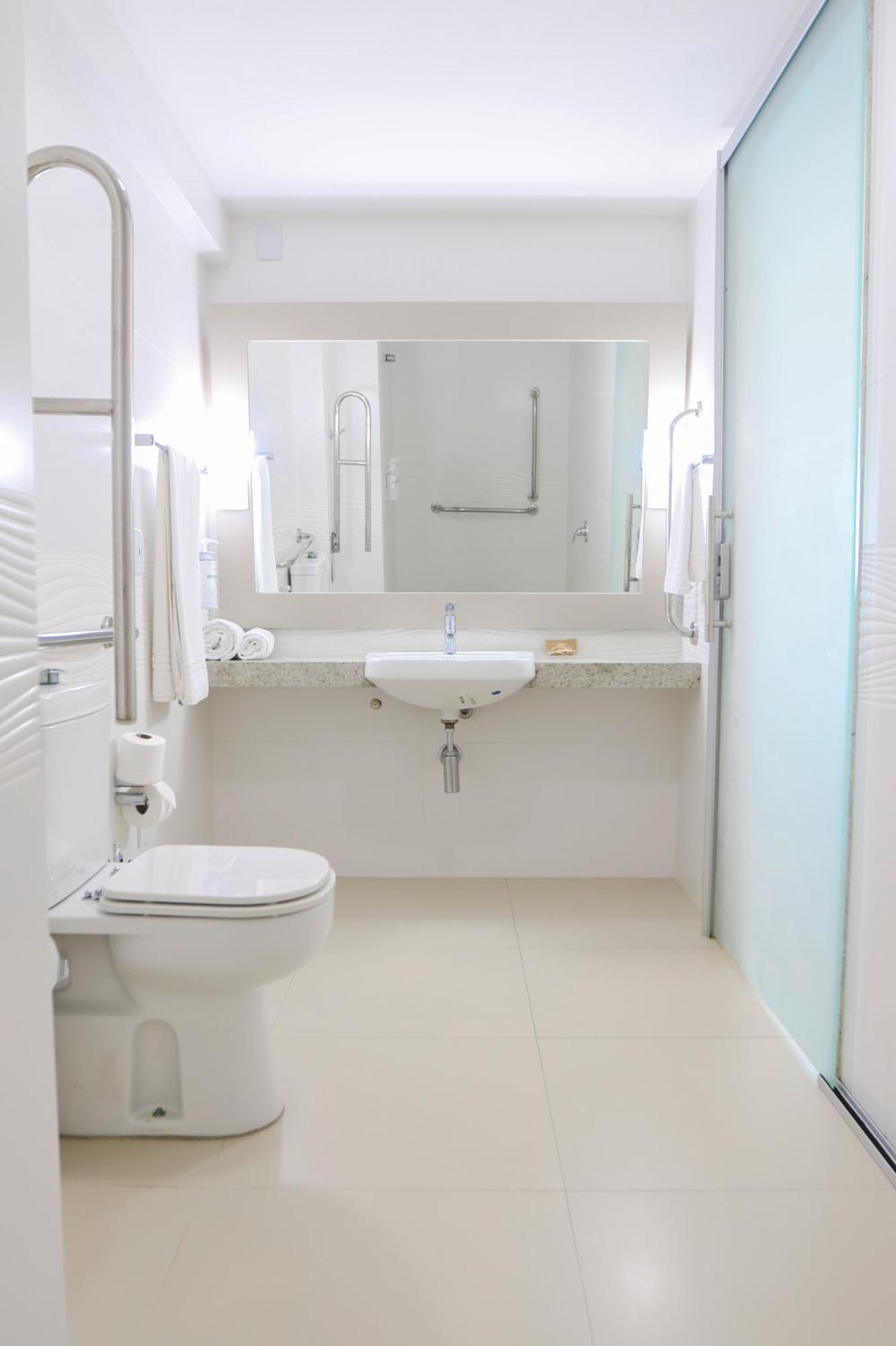 Twin Superior Suite Disability Access
