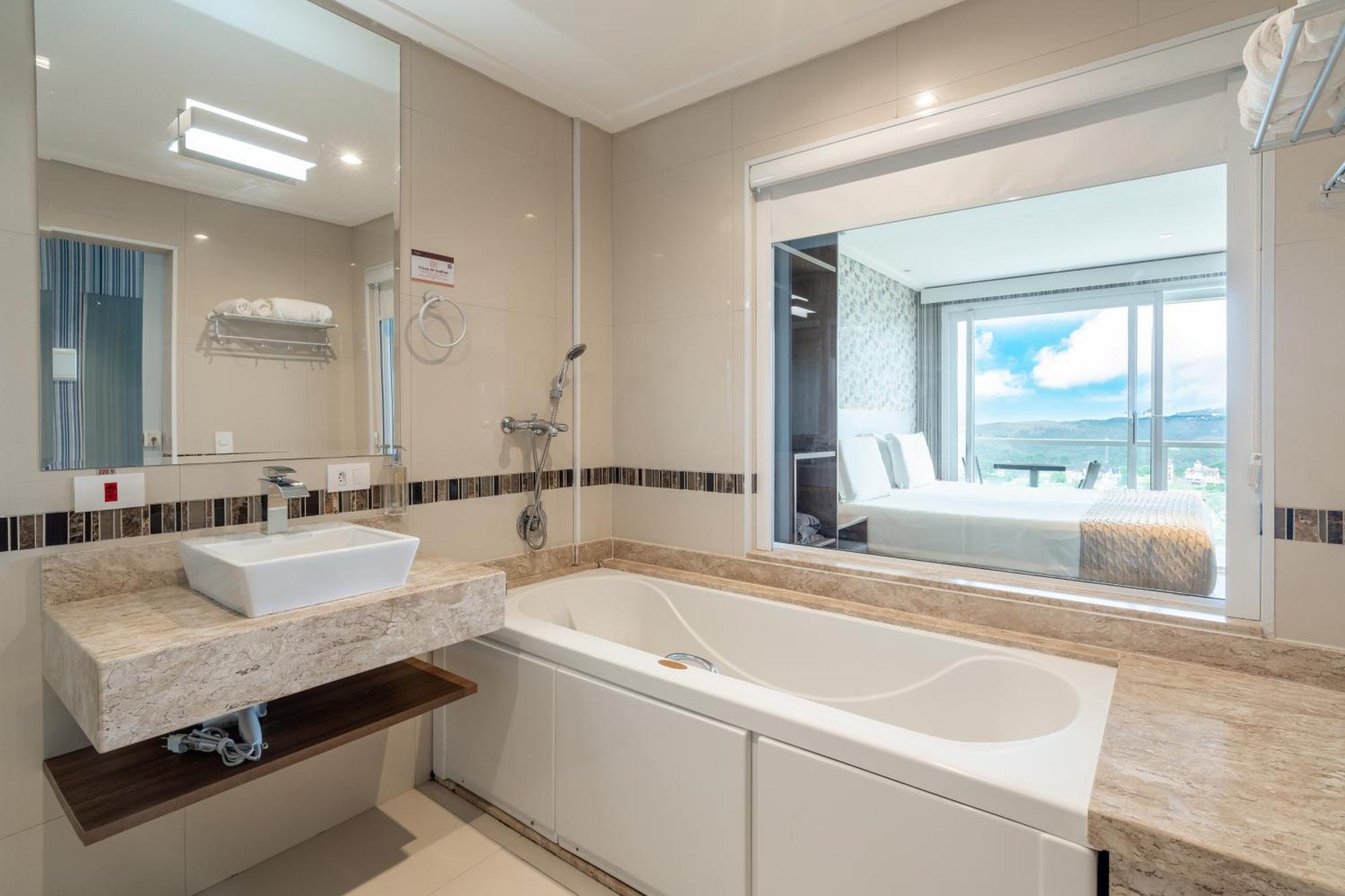 Double Room Individual Spa Bath