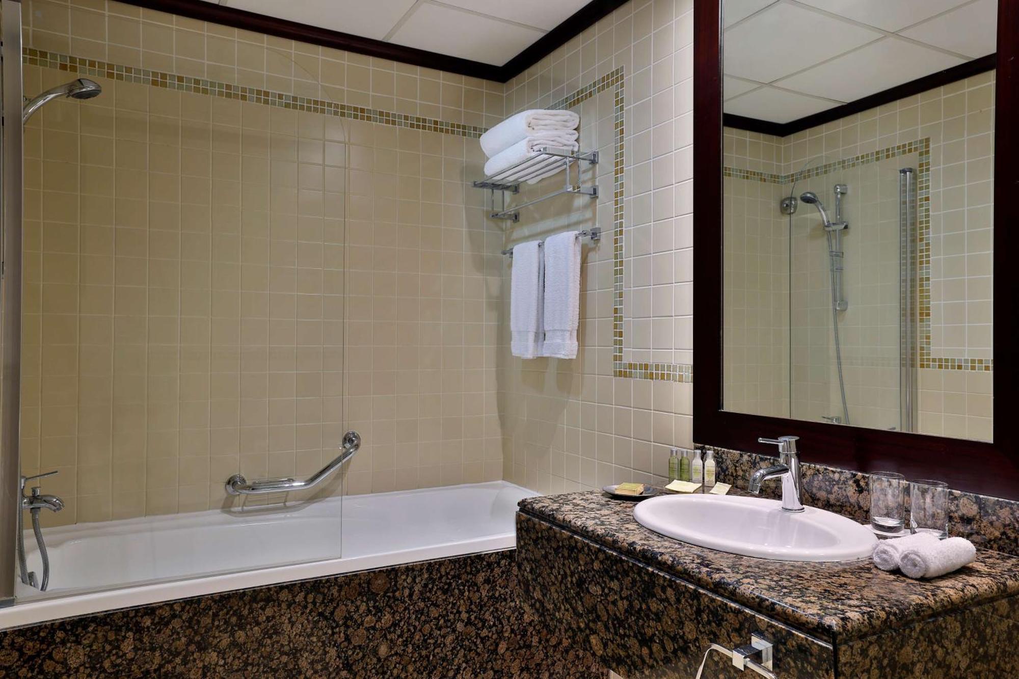 Four-Bedroom Family Suite Balcony,1657156416:JPEG