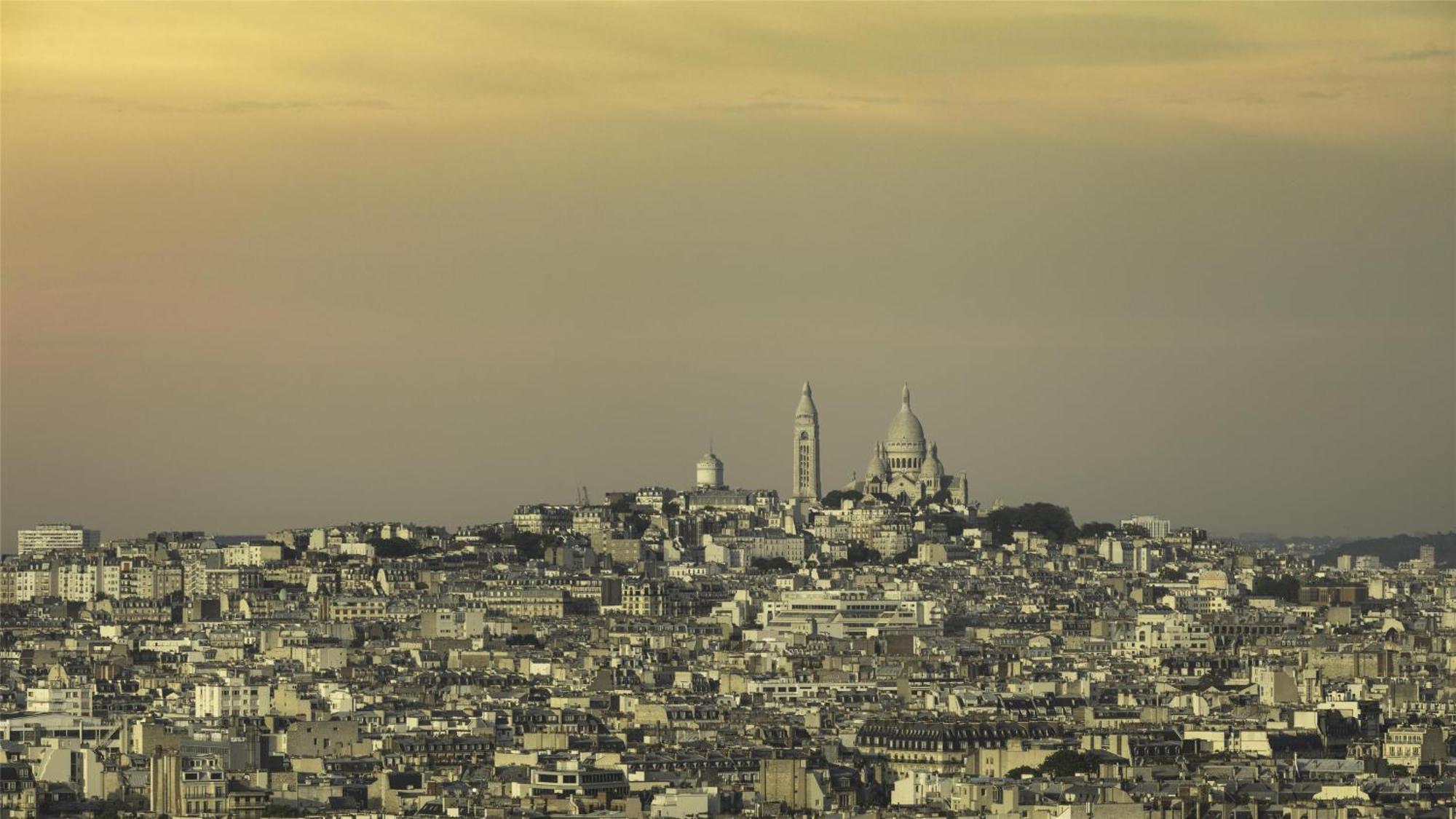 Chambre Lits Jumeaux Deluxe - Vue sur Montmartre