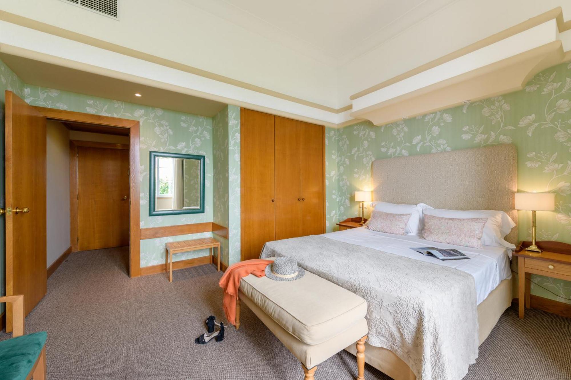 Classic Double or Twin Room