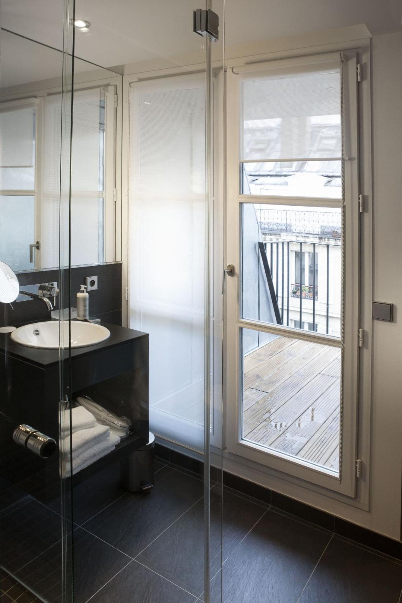 Privilege Top Floor Room with Terrace with spa access,258059005:JPEG