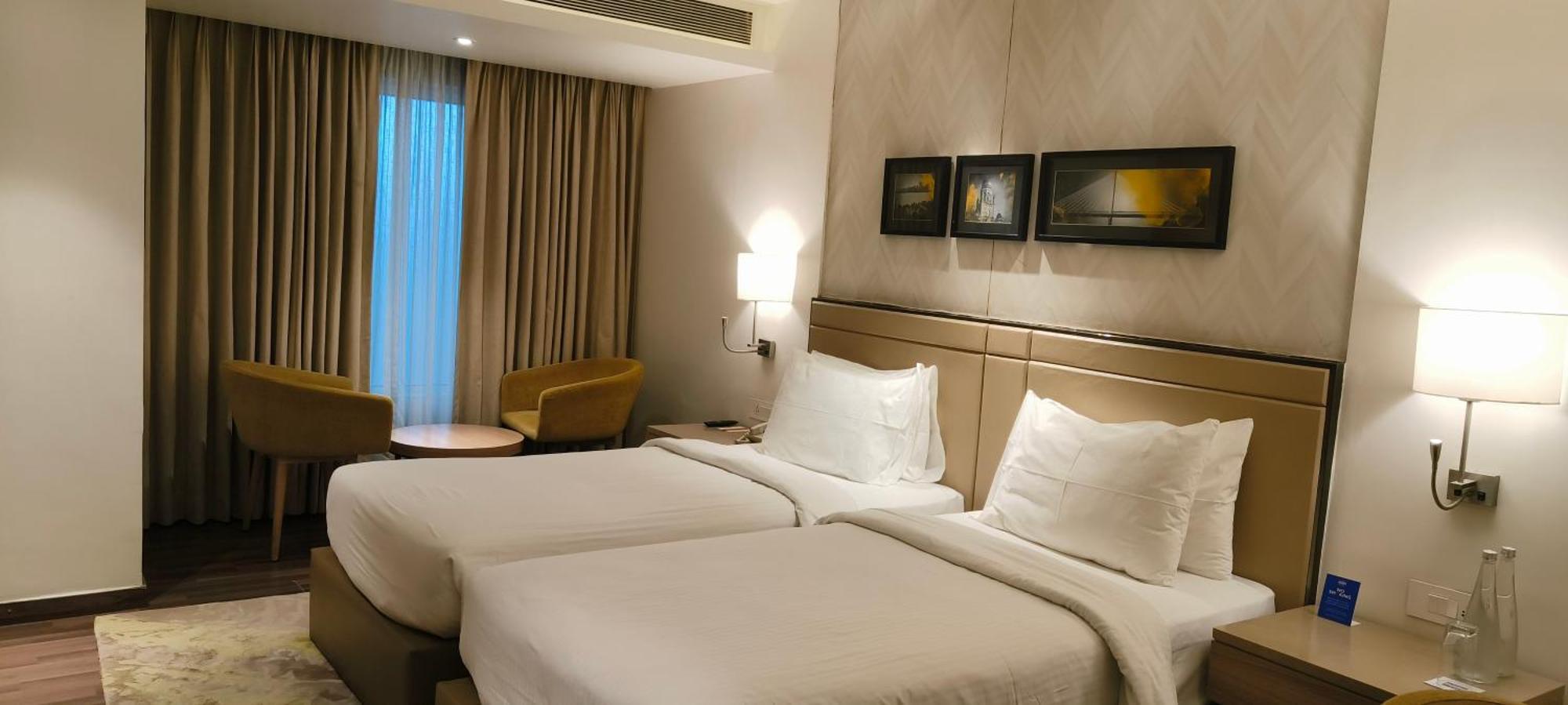 Deluxe Twin Room Complimentary Happy Hours 11 on selected beverages on Two Way Airport Transfers,1679653699:JPEG