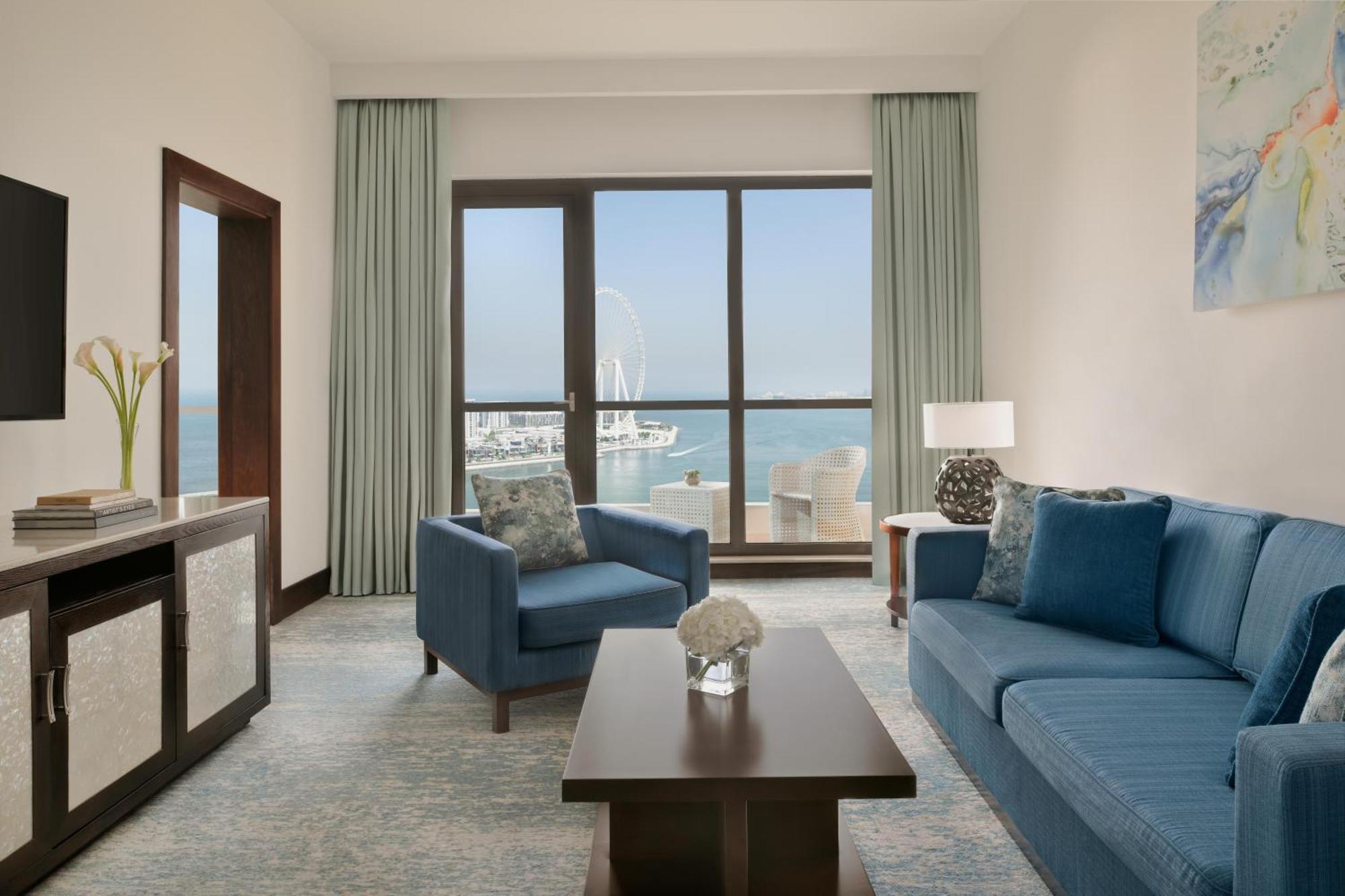 Familiesuite met 1 Slaapkamer en 2 Balkons - Uitzicht op de Ain Dubai - Toegang tot de Coral Lounge