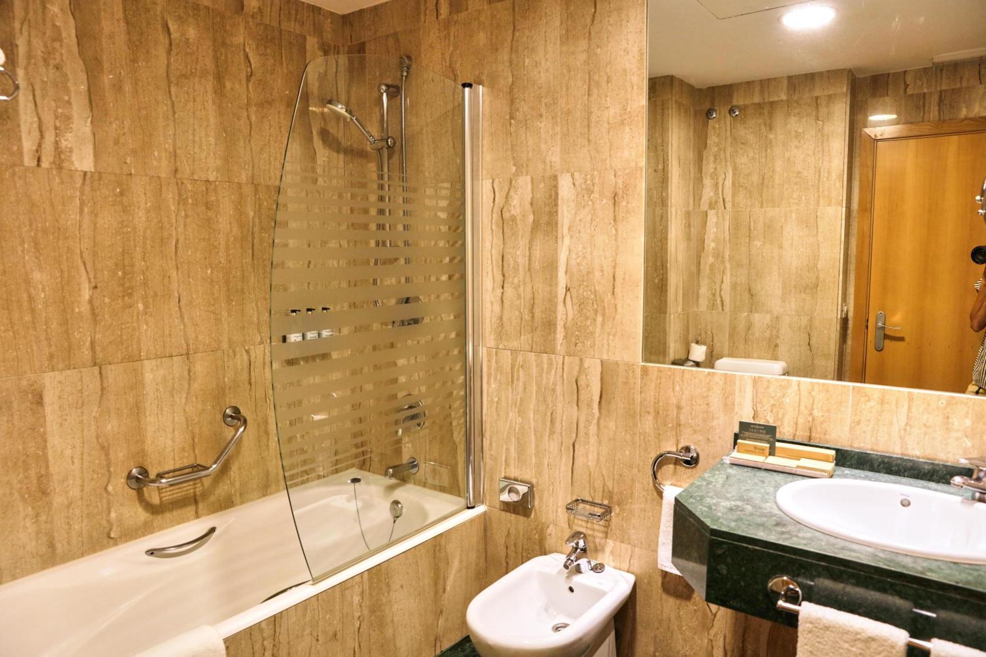 Classic Double Room,1697787117:JPEG