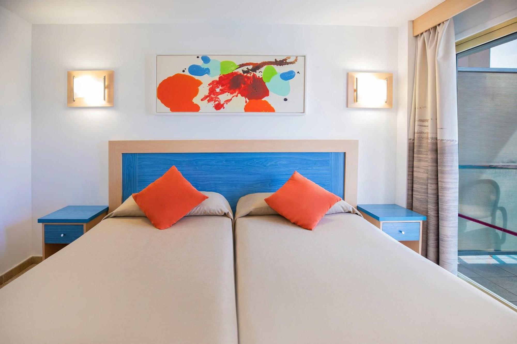 Double or Twin Room Pool View