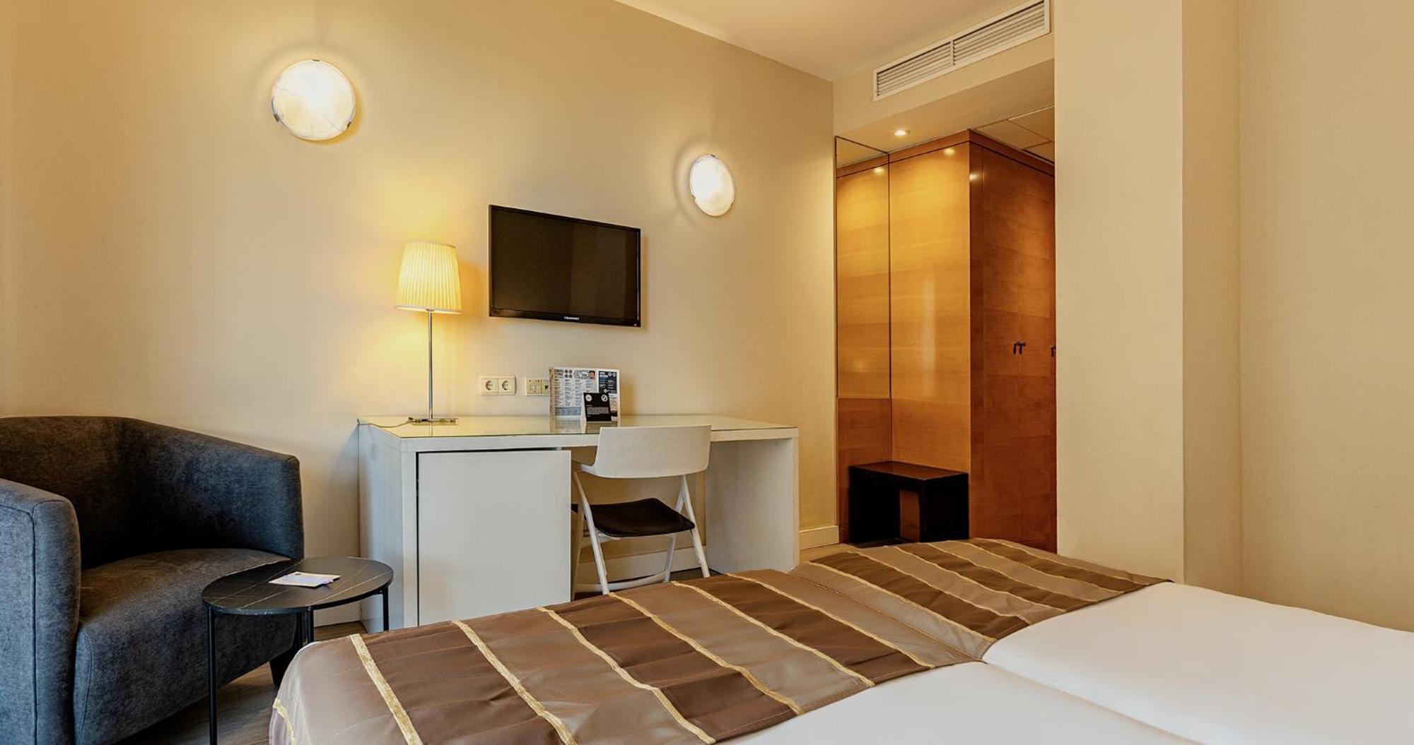 Quarto Twin Standard