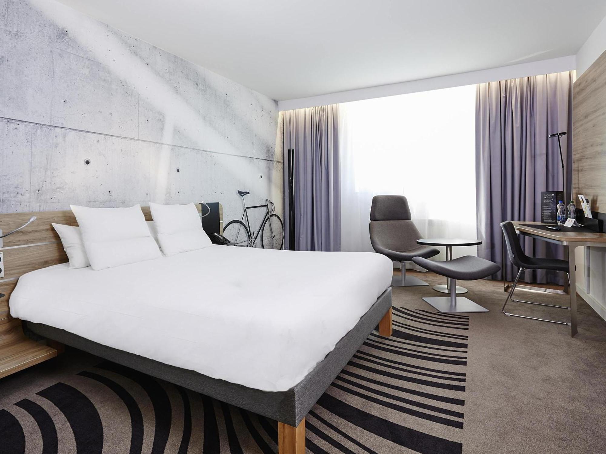Chambre Exécutive Lit Queen-Size