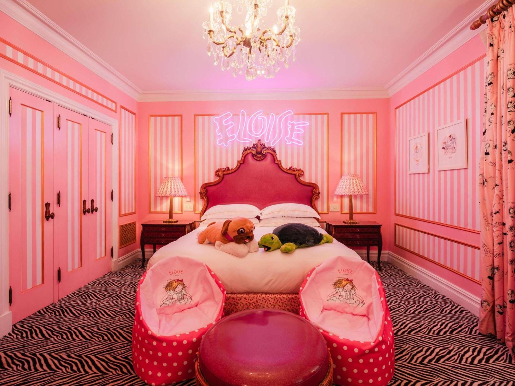 Eloise King Room,1717008266:JPEG