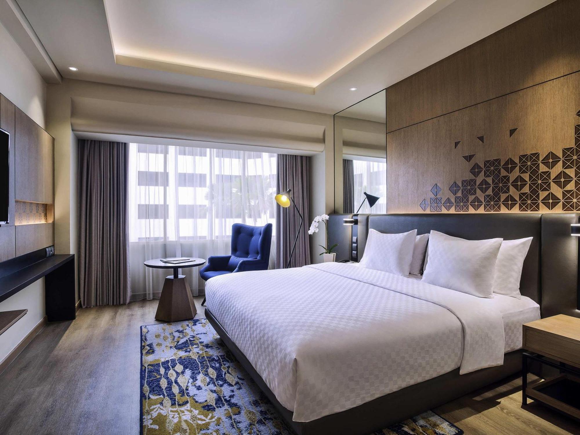 Junior King Suite