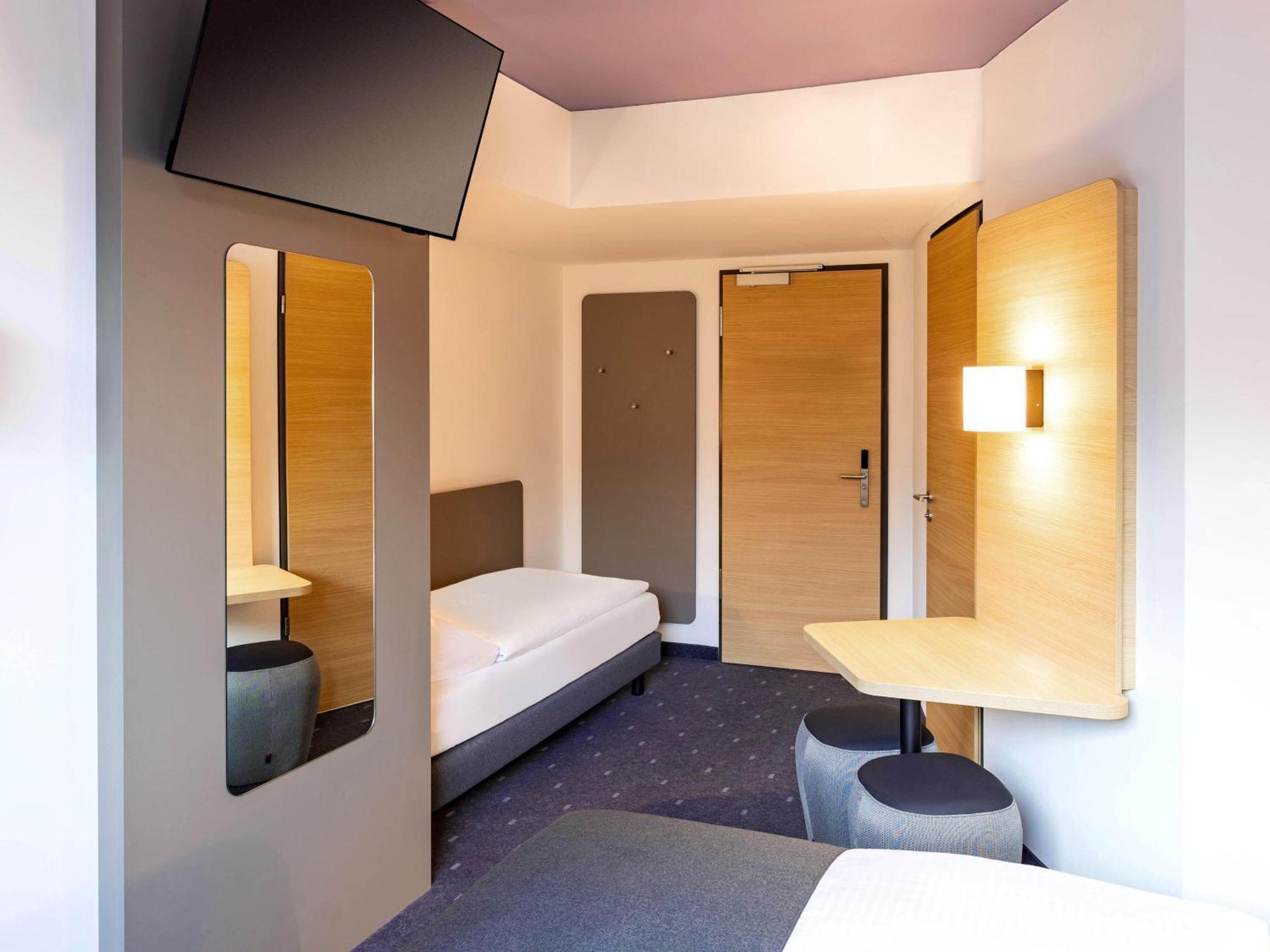 Triple Room,1742571299:JPEG