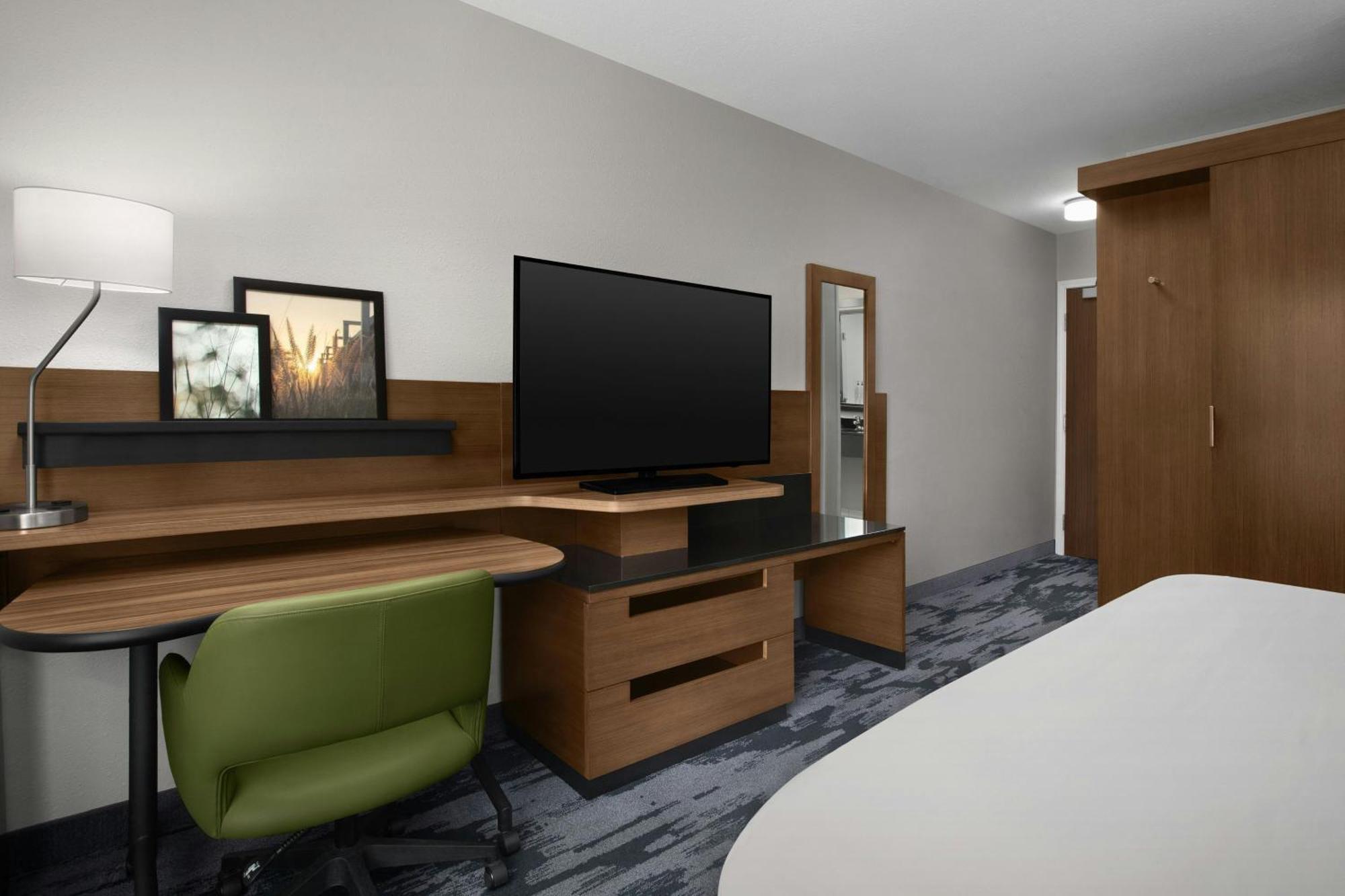King Room - Hearing Accessible