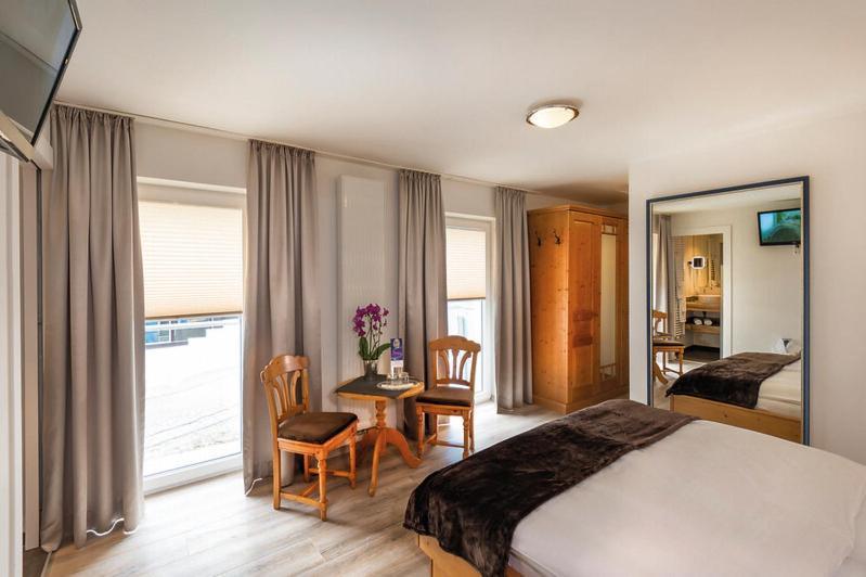 Double Room,1742849378:JPEG