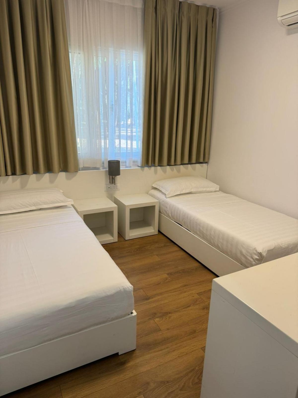 Familiekamer met Zijdelings Uitzicht op Zee