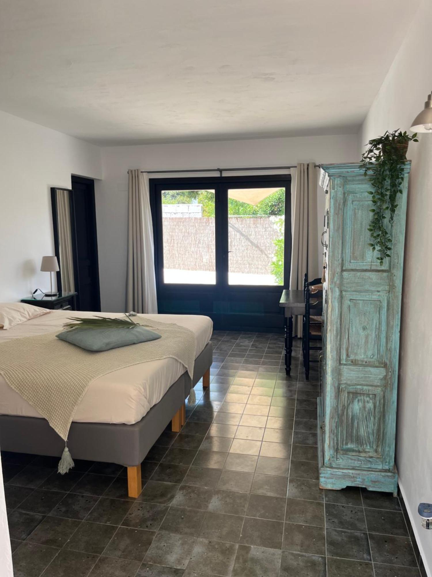 Twin Room Private Bathroom